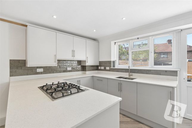 15, Chadwell Heath Lane, Chadwell Heath photo 3