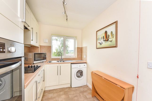 Flat for sale in St. Marys Close, Alton, Hampshire