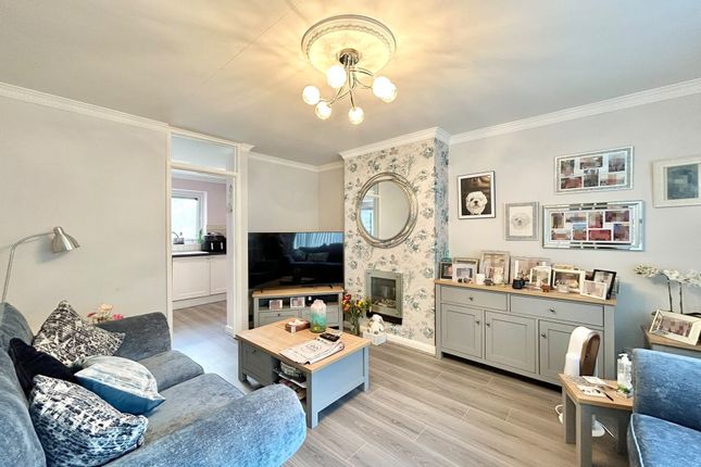 7 Woodbury View, Exeter photo 2