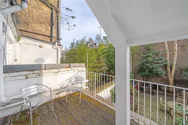 Raised Ground Floor, 38, Roland Gardens, London photo 3