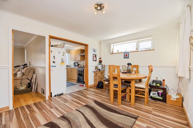 57, Coppice Gardens, Devon photo 4