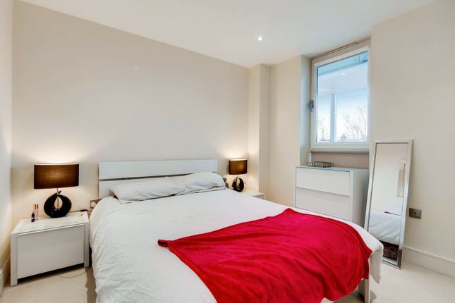 Printers Road, SW9, Oval photo 4