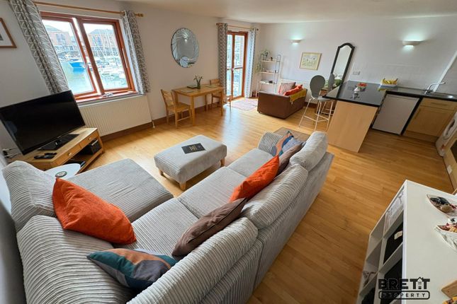 14, Sovereign House, Milford Haven photo 2