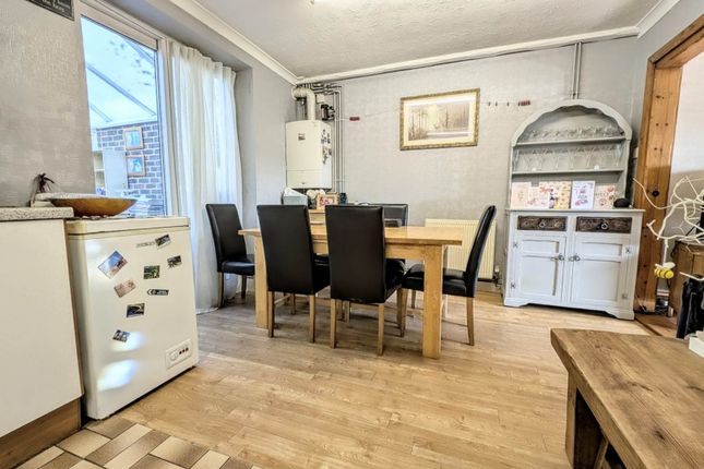 37, Branson Road, Bordon photo 4