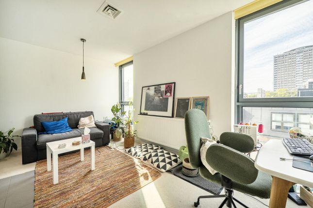 81, Fable Apartments, London photo 4