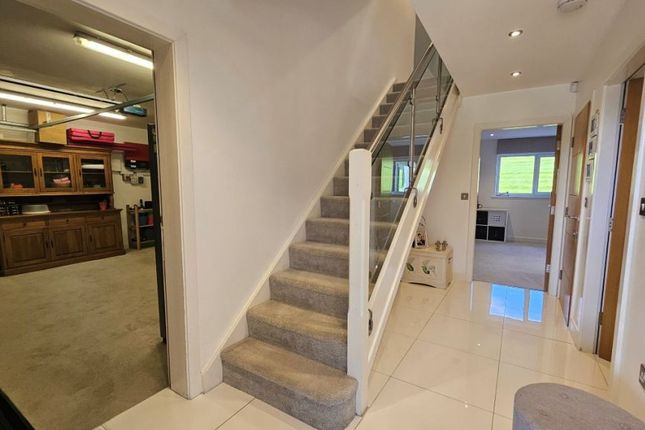 7, Chapel View, Bolton photo 4