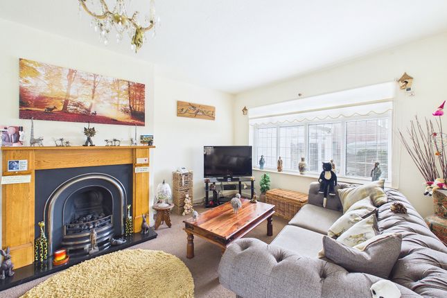 3, Norbury Avenue, Billinge photo 3