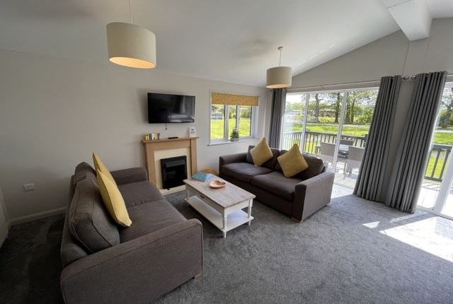 Thumbnail Mobile/park home for sale in Angrove Country Park, Greystone Hills, Yorkshire