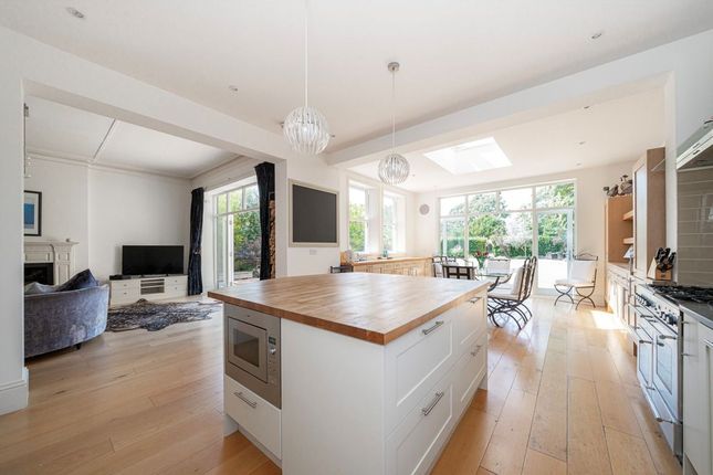38, Strawberry Hill Road, Twickenham photo 2