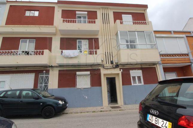 Thumbnail Apartment for sale in Moita, Portugal