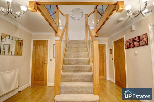 14, Broadsword Way, Hinckley photo 2