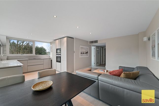 2-bed flat on Cinnabar Wharf Central, London, £575,000