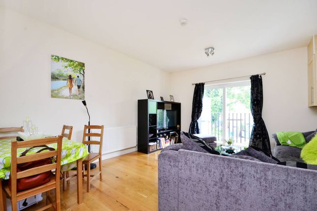 Flat to rent in Tower Hamlets Road, Forest Gate, London
