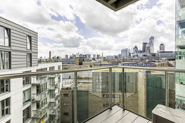 Flat to rent in Avantgarde Tower, Avantgarde Place, Shoreditch