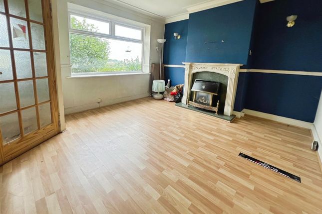 390, Moorside Road, Bradford photo 2