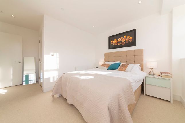 Flat 10 (Plot 26), 2, Metropolitan Crescent, Clapham photo 4
