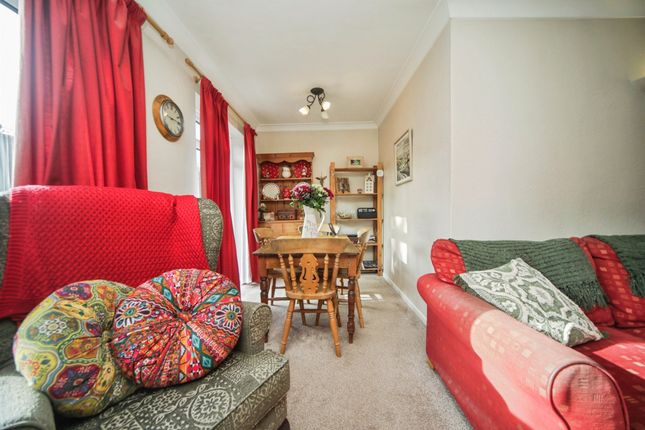 31, Wayside Close, Stowmarket photo 4