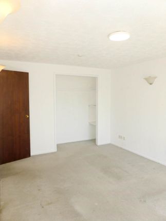 6, Campion, Wembley photo 2