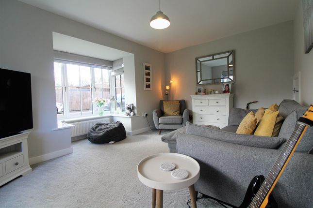 15, Juniper Close, Crewe photo 2