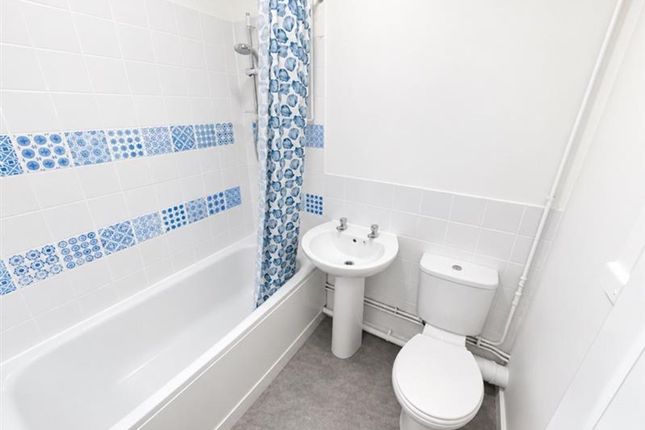 Flat 3, 18 Gloucester Street, Bristol photo 4