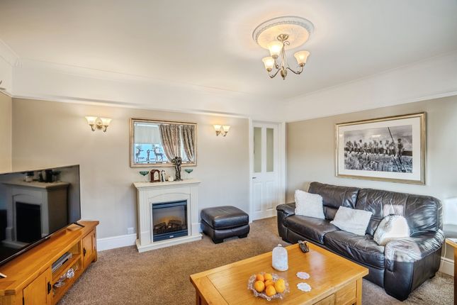 18, Mathern Road, Chepstow photo 3