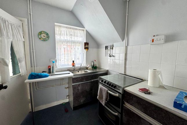 4 Maple Crescent, Merthyr Tydfil photo 4