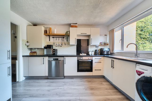 4, Brooklands Road, Wellington photo 4
