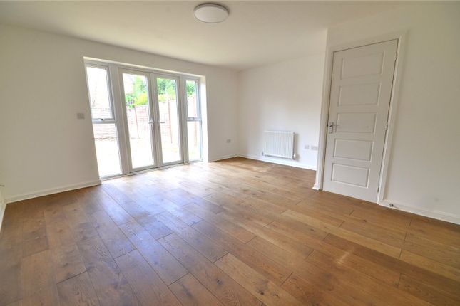 22, Greenhurst Drive, West Sussex photo 3