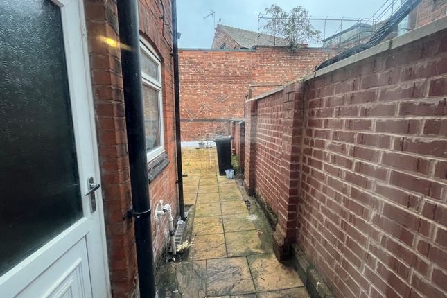 End terrace house for sale in Farringdon Street, Leicester