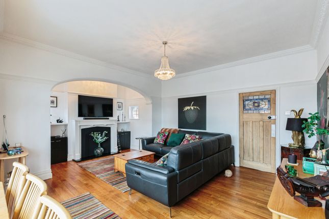 Flat 4, 30, Victoria Road, Lancashire photo 4