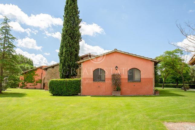 Villa for sale in Deruta, Perugia, Umbria