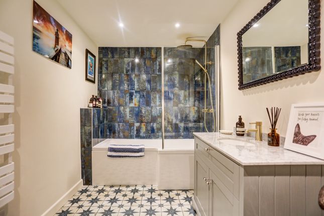 Bathroom2