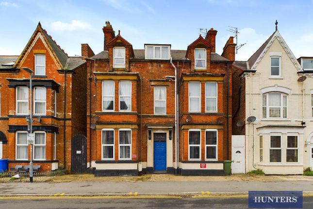 Thumbnail Flat for sale in Marshall Avenue, Bridlington