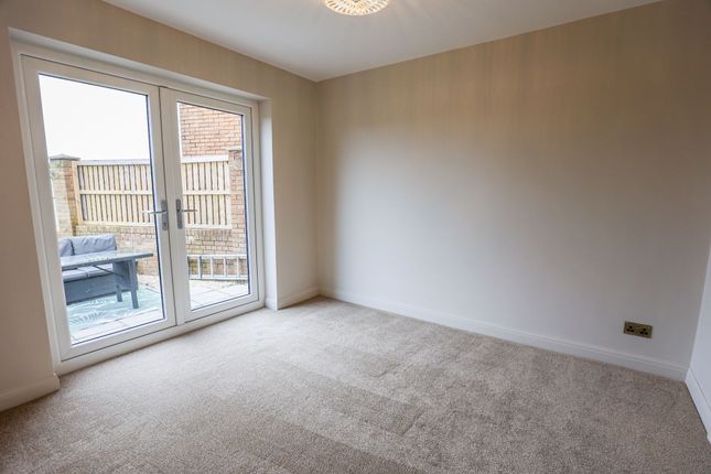 17 Alderley Heights, Lancaster photo 4