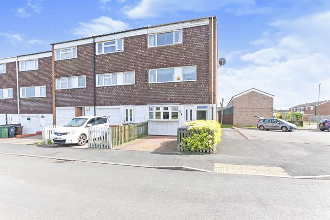 3 bed town house for sale in Kennet Grove, Birmingham B36