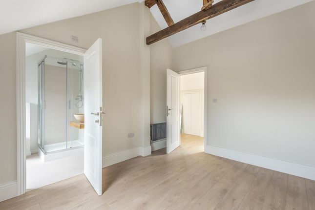 Flat to rent in Chesham, Buckinghamshire