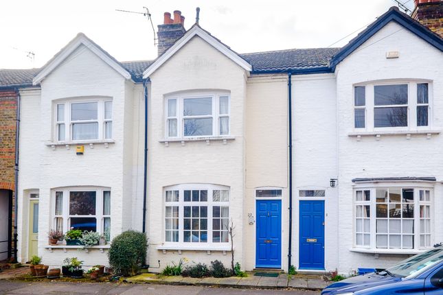 Terraced house to rent in Alton Road, Richmond