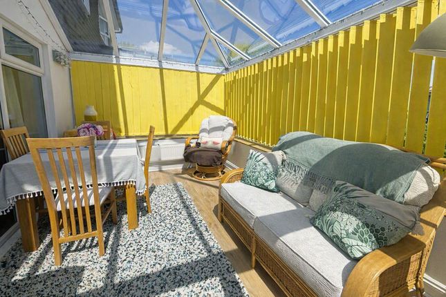 4, St. Christophers Gardens, Gosport photo 4