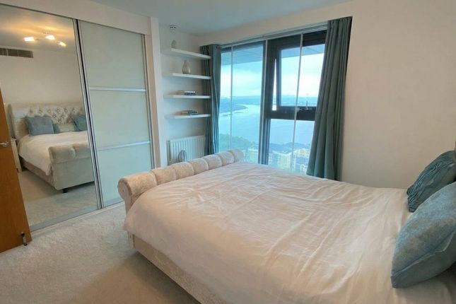 245 Proton Tower, Blackwall Way, London photo 5