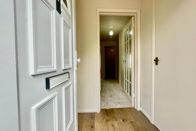 70a, Park Mead, Kent photo 3