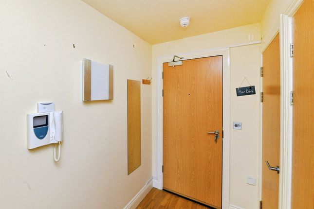 Flat 3, 15, Ridge Park Road, Plympton photo 4