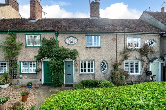 Thumbnail Terraced house for sale in St. Peters Street, St.Albans