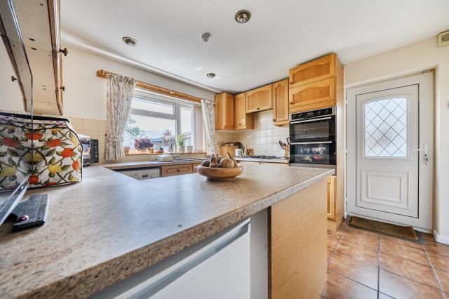 1, Lacy Way, Leominster photo 4
