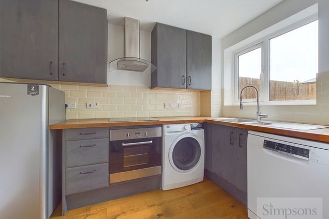 12 Gibson Close, Abingdon photo 2