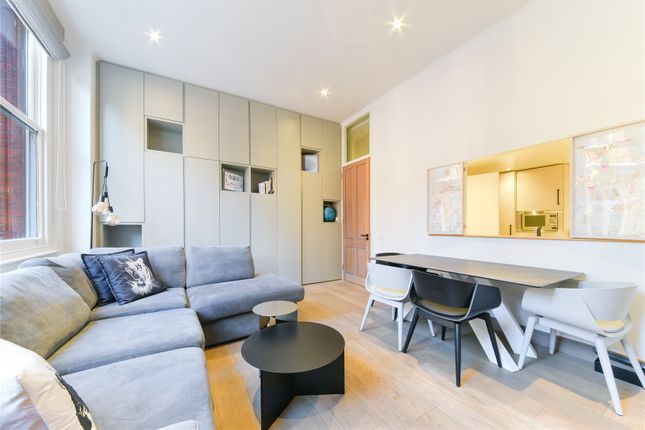 Thumbnail Flat to rent in Tower Street, Covent Garden, London