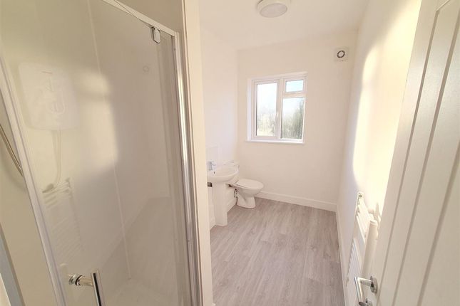 70 Belvoir Road, Coalville photo 4