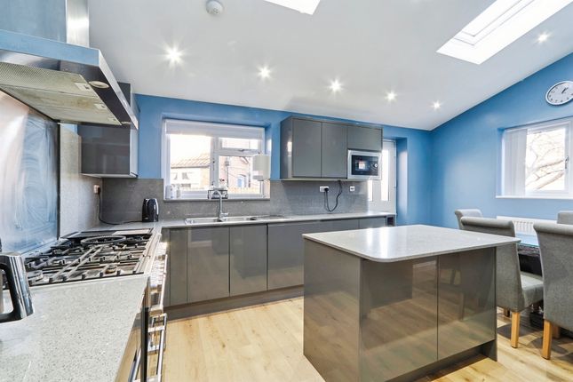 62, Grange Park Road, Leeds photo 2