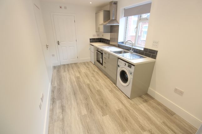 Flat 1, 75, Clovelly Road, Southampton photo 3