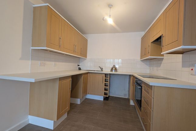 Flat 2 Timber Section,, London Road, Kent photo 3