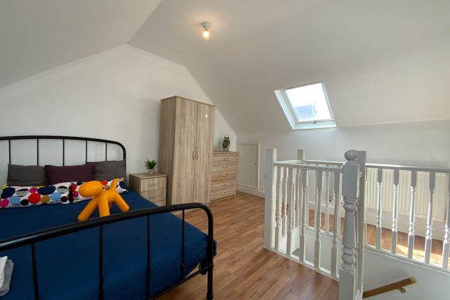 Room to rent in Hughenden Road, High Wycombe
